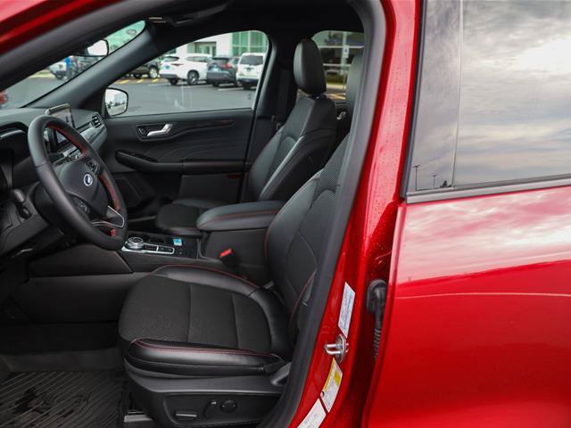 Certified 2024 Ford Escape ST-Line AWD/4WD image 3