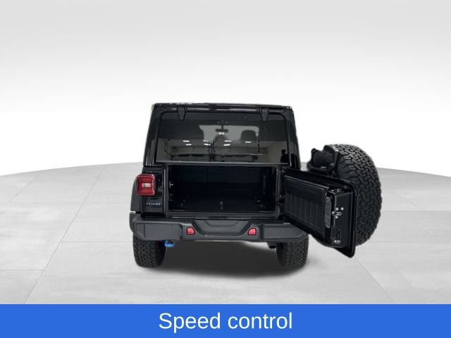 Used 2022 Jeep Wrangler Unlimited Rubicon 4xe AWD/4WD image 24