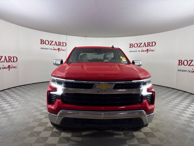 Used 2022 Chevrolet Silverado 1500 LT w/ Protection Package RWD image 2