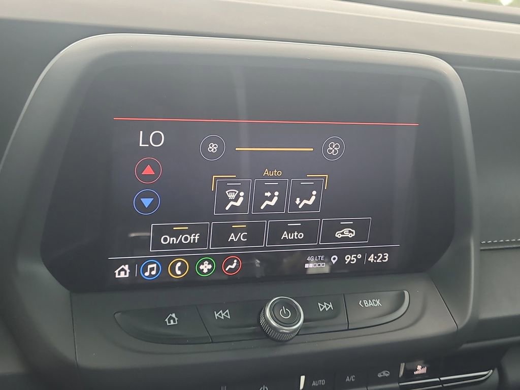 Used 2023 Chevrolet Camaro LT w/ Technology Package RWD image 17