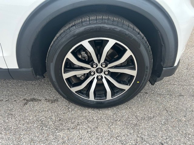 Certified 2022 Ford Explorer ST-Line w/ Class IV Trailer Tow Package RWD image 2