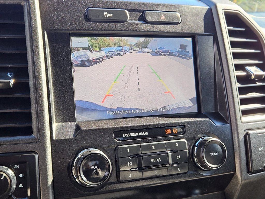 Certified 2020 Ford F250 XL w/ STX Appearance Package AWD/4WD image 23