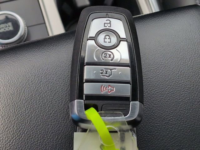 Certified 2022 Ford Explorer XLT w/ Equipment Group 202A image 39