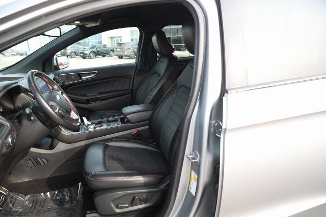 Certified 2022 Ford Edge ST-Line w/ Class II Trailer Tow Package image 19