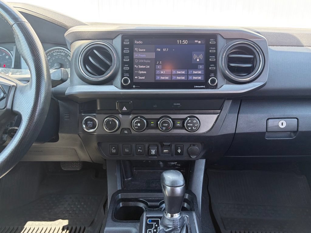 Used 2020 Toyota Tacoma TRD Sport w/ Technology Package AWD/4WD image 31