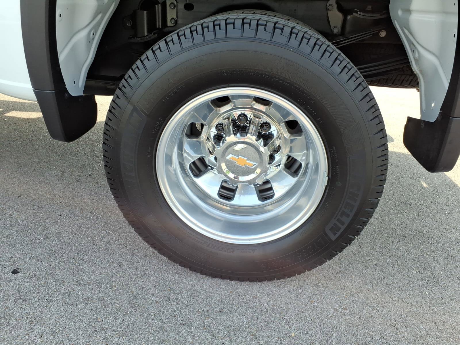 Used 2025 Chevrolet Silverado 3500 LT w/ Safety Package AWD/4WD image 10