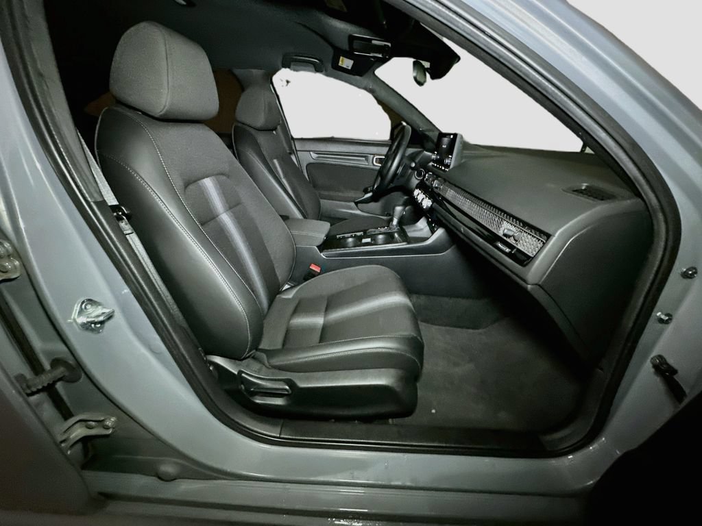 Used 2025 Honda Civic Sport image 37