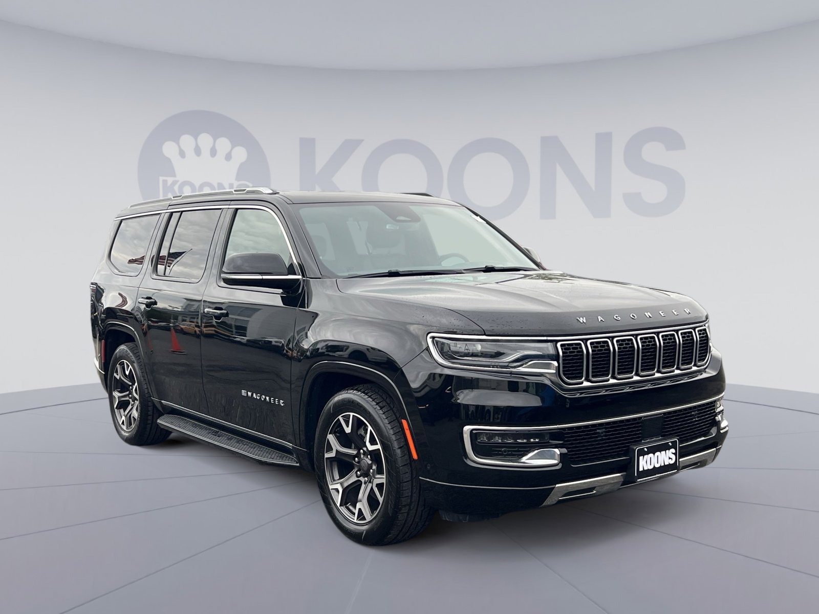 Used 2024 Jeep Wagoneer Series III AWD/4WD image 2