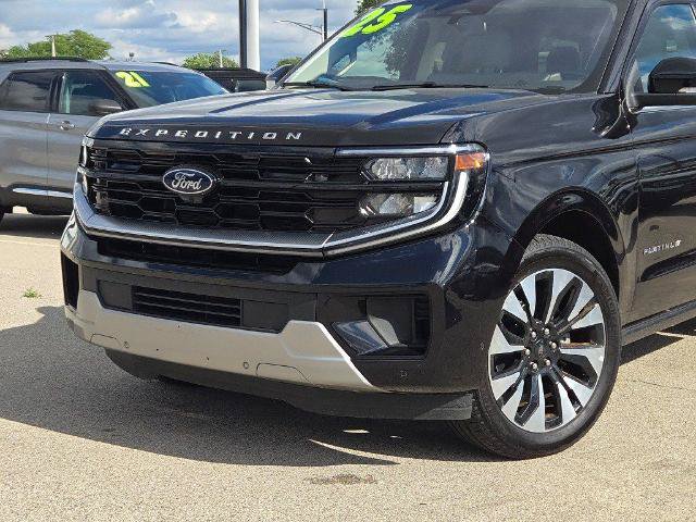 Certified 2025 Ford Expedition Platinum w/ Driver's Package AWD/4WD image 2