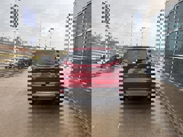 Certified 2018 Ford Escape SEL image 4