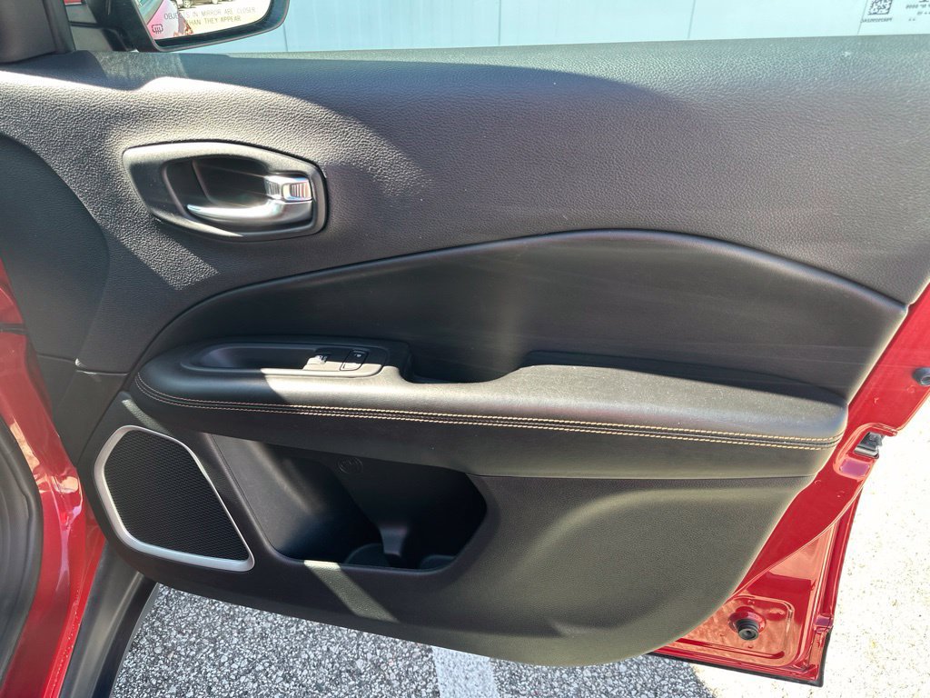 Used 2019 Jeep Compass Limited AWD/4WD image 34