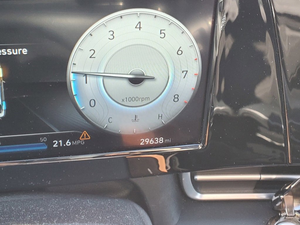 Used 2022 Hyundai Elantra SEL w/ Convenience + Premium Package image 22