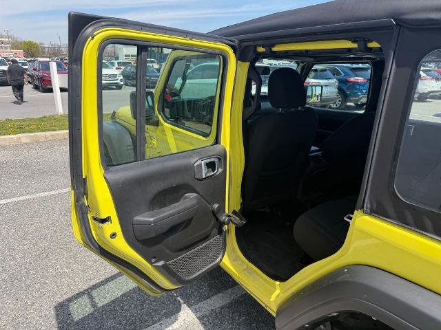 Used 2022 Jeep Wrangler Unlimited Sport AWD/4WD image 12