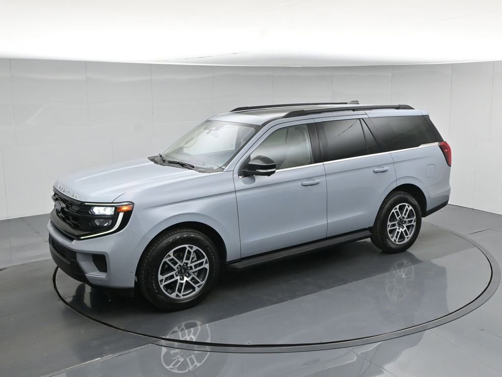 Certified 2025 Ford Expedition Active AWD/4WD image 26