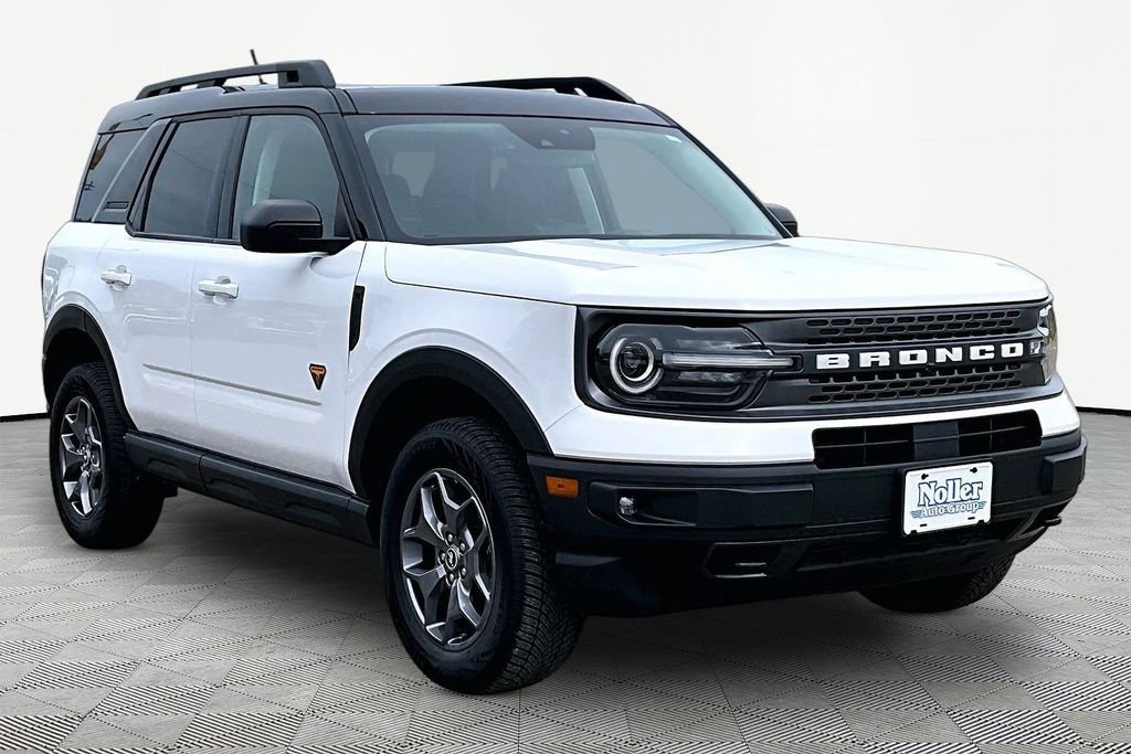 Certified 2024 Ford Bronco Sport Badlands w/ Premium Package AWD/4WD image 12