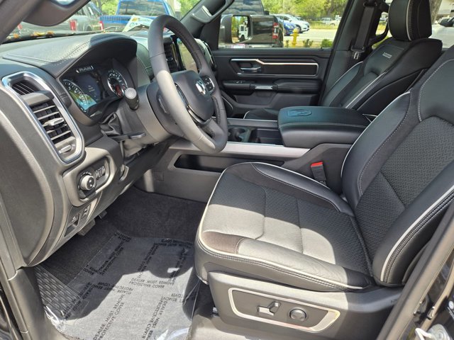Used 2025 RAM 1500 Laramie image 15