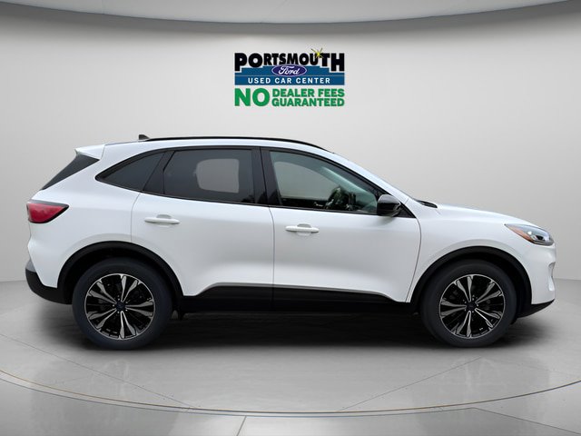 Certified 2021 Ford Escape SEL w/ SEL Stealth AWD Package image 6