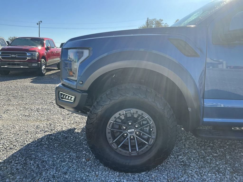 Certified 2020 Ford F150 Raptor w/ Equipment Group 802A Luxury image 11