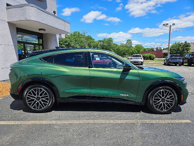Certified 2024 Ford Mustang Mach-E Premium AWD/4WD image 4