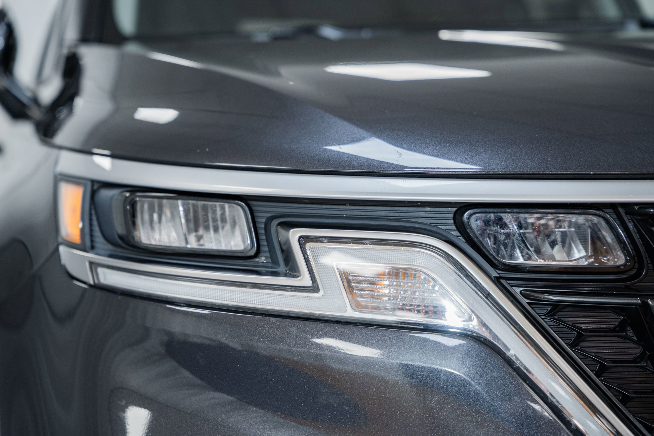 Used 2024 Kia Carnival LX image 9