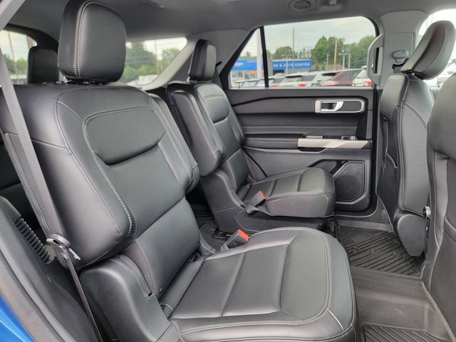 Certified 2023 Ford Explorer XLT w/ Equipment Group 202A AWD/4WD image 23