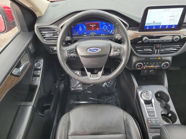 Certified 2020 Ford Escape Titanium FWD image 11
