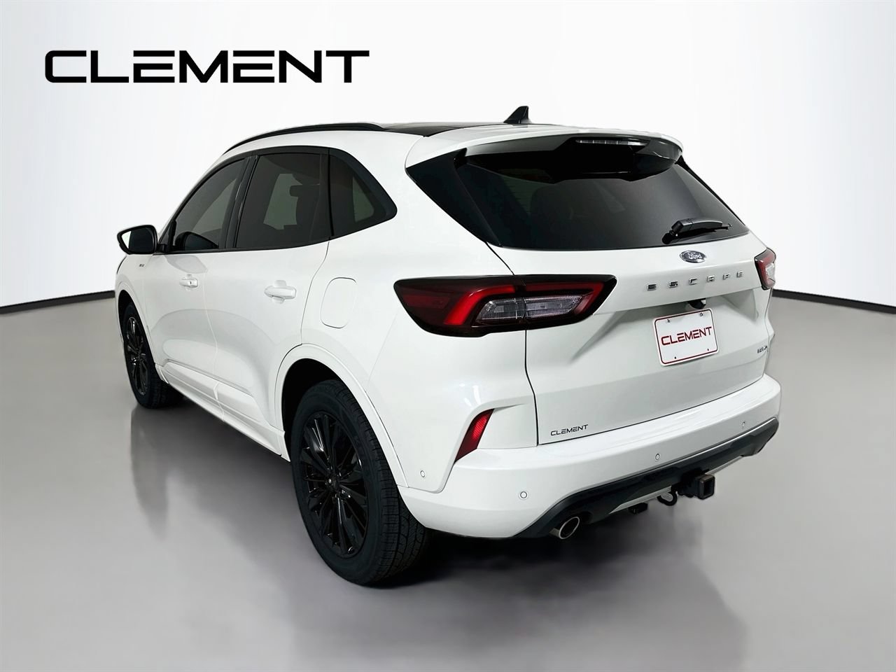 Certified 2024 Ford Escape ST-Line Elite w/ Premium Technology Package AWD/4WD image 10