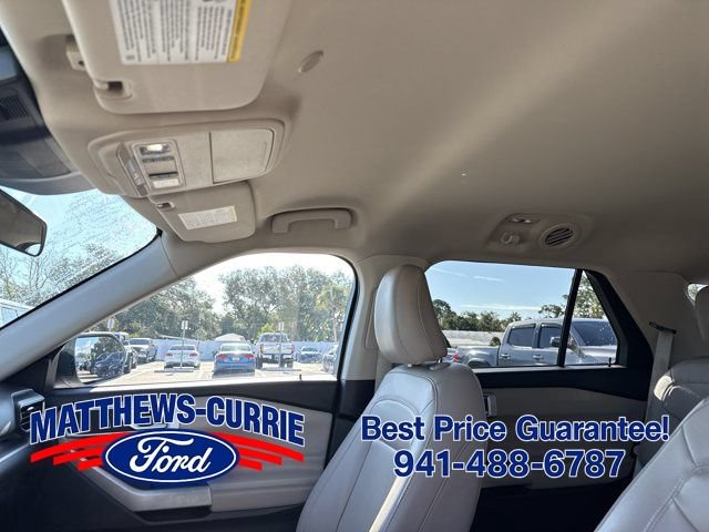 Certified 2022 Ford Explorer XLT w/ Equipment Group 202A RWD image 11