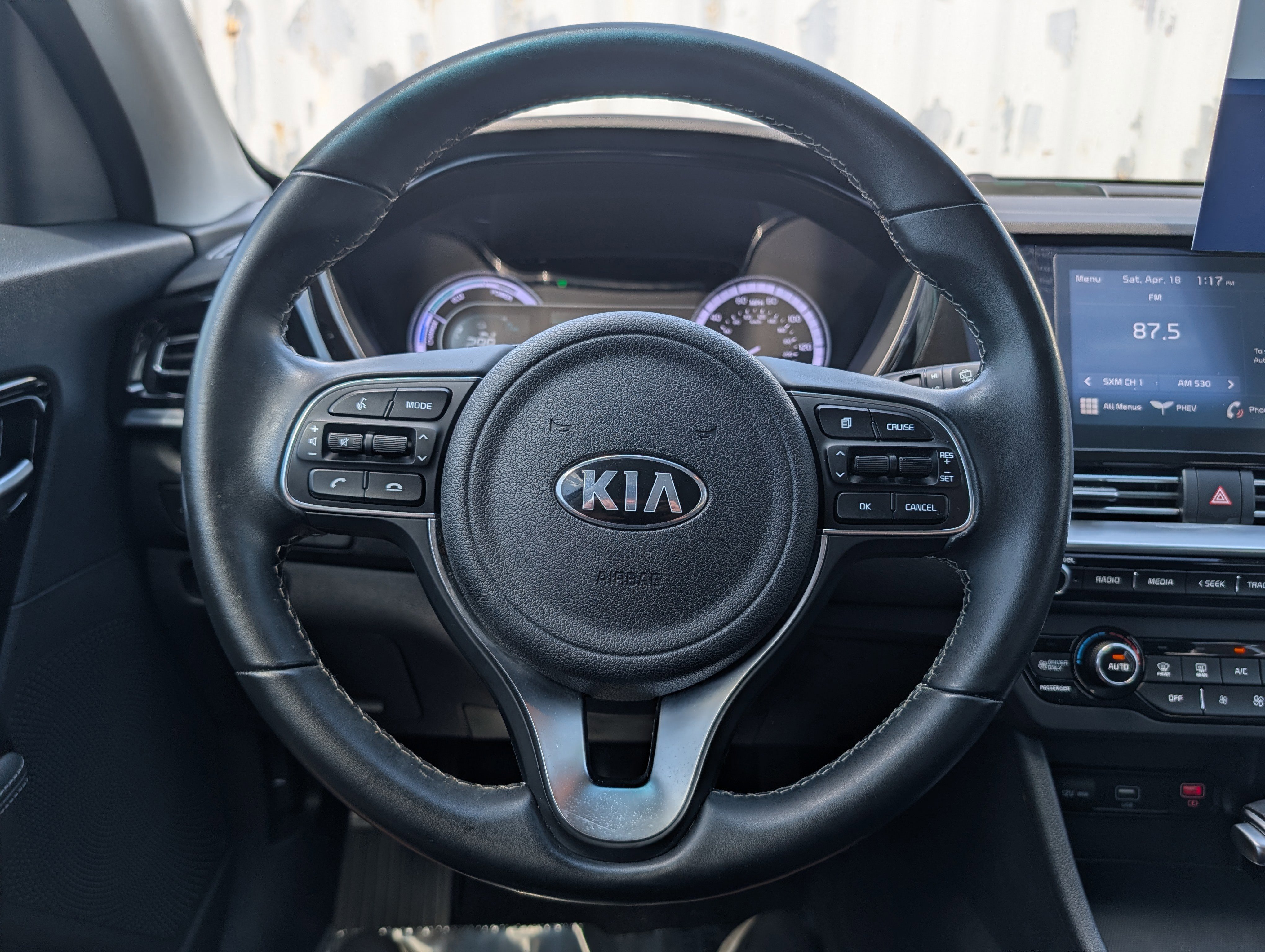 Used 2021 Kia Niro LXS image 25