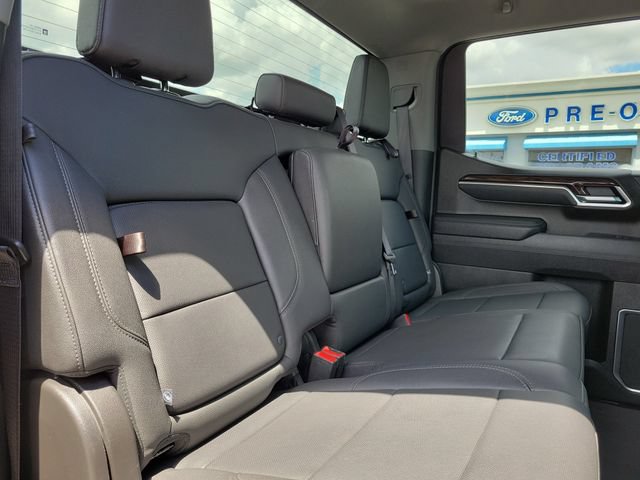 Used 2025 GMC Sierra 1500 SLT AWD/4WD image 15