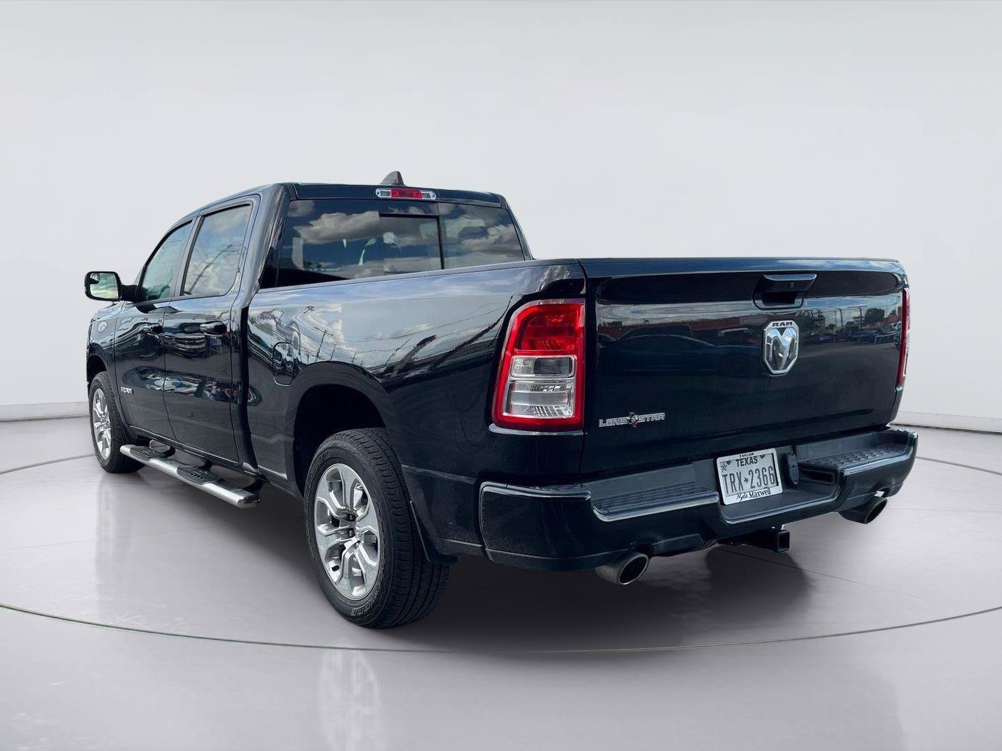 Used 2024 RAM 1500 Lone Star RWD image 2