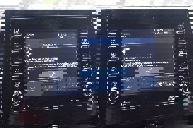 Used 2023 Toyota Camry LE image 29