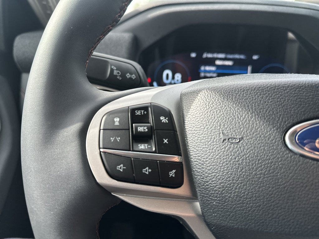 Certified 2026 Ford Explorer Active AWD/4WD image 24