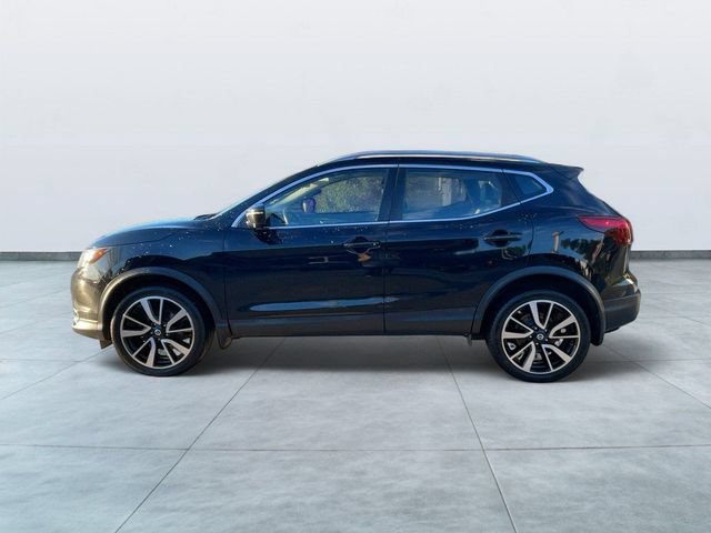 Used 2017 Nissan Rogue Sport SL w/ SL Premium Package AWD/4WD image 4