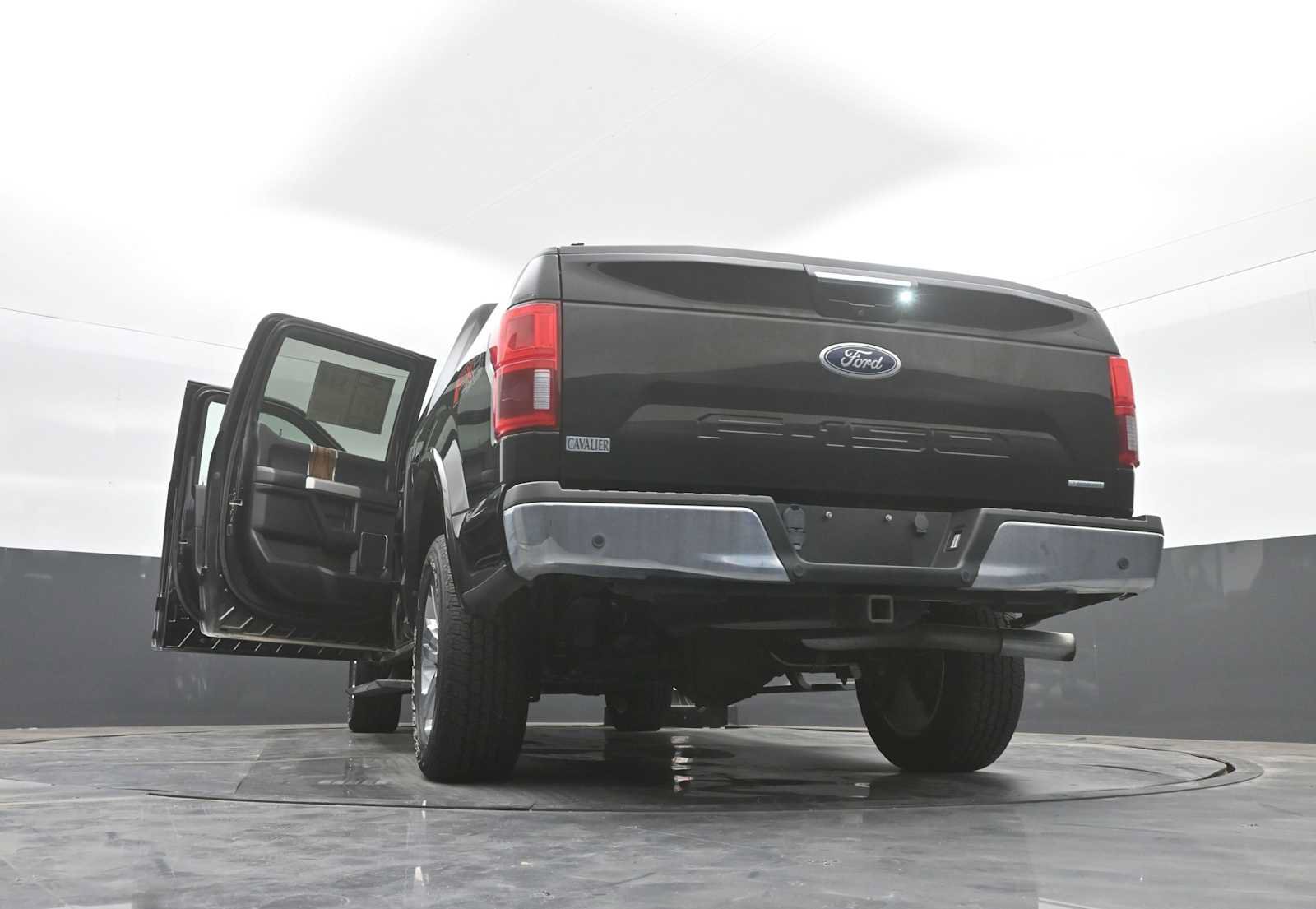 Certified 2019 Ford F150 Lariat w/ Equipment Group 502A Luxury AWD/4WD image 41