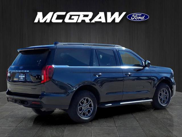 Certified 2025 Ford Expedition Active image 5