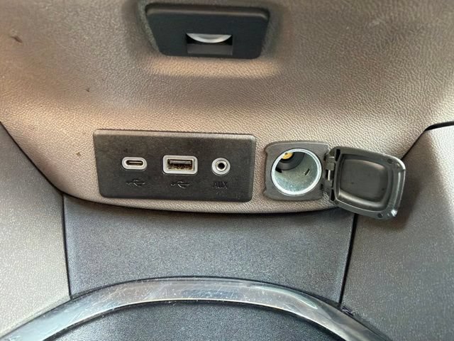 Used 2023 Chevrolet Malibu LT FWD image 30