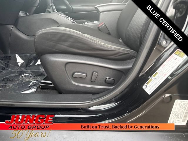 Used 2020 Nissan Rogue SV AWD/4WD image 18