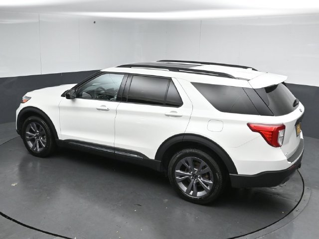 Certified 2024 Ford Explorer XLT w/ Equipment Group 202A AWD/4WD image 49