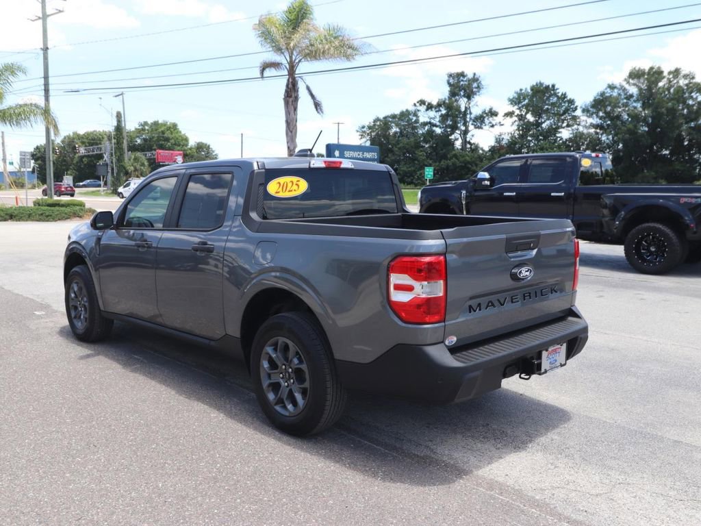 Certified 2025 Ford Maverick XLT w/ XLT Luxury Package AWD/4WD image 10