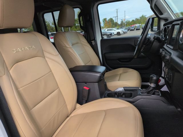 Used 2019 Jeep Wrangler Unlimited Sahara AWD/4WD image 15