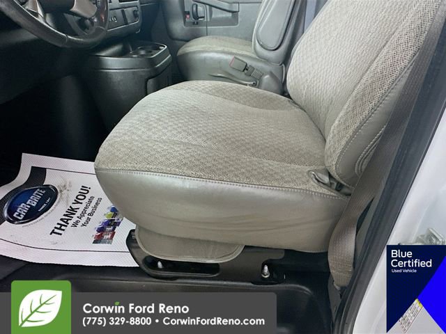 Used 2017 GMC Savana 2500 RWD image 22