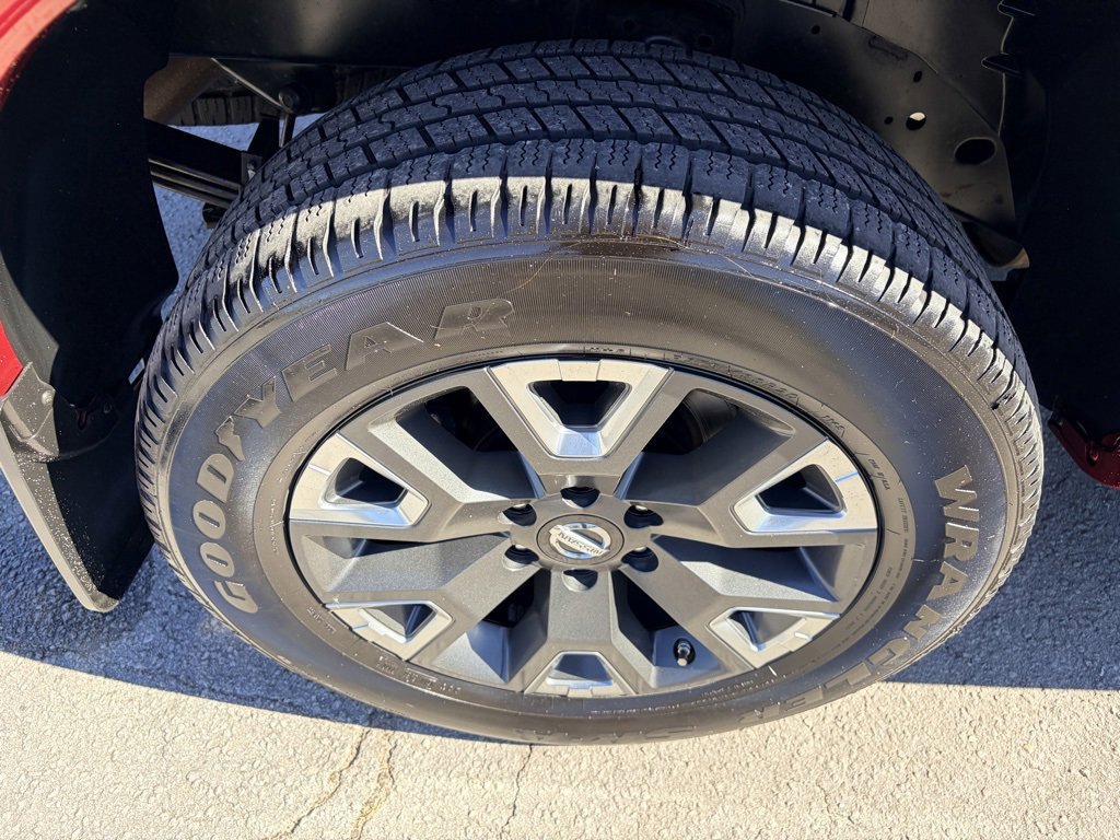 Used 2021 Nissan Titan Platinum Reserve w/ Moonroof Package image 35