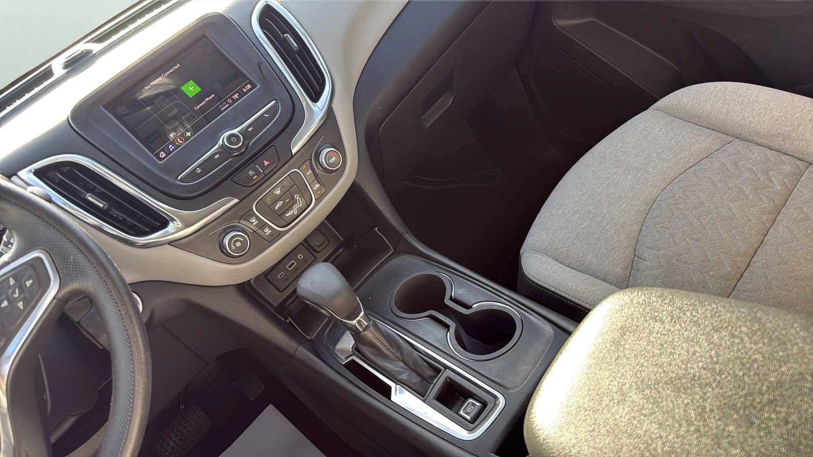 Used 2024 Chevrolet Equinox LS w/ LS Convenience Package FWD image 21