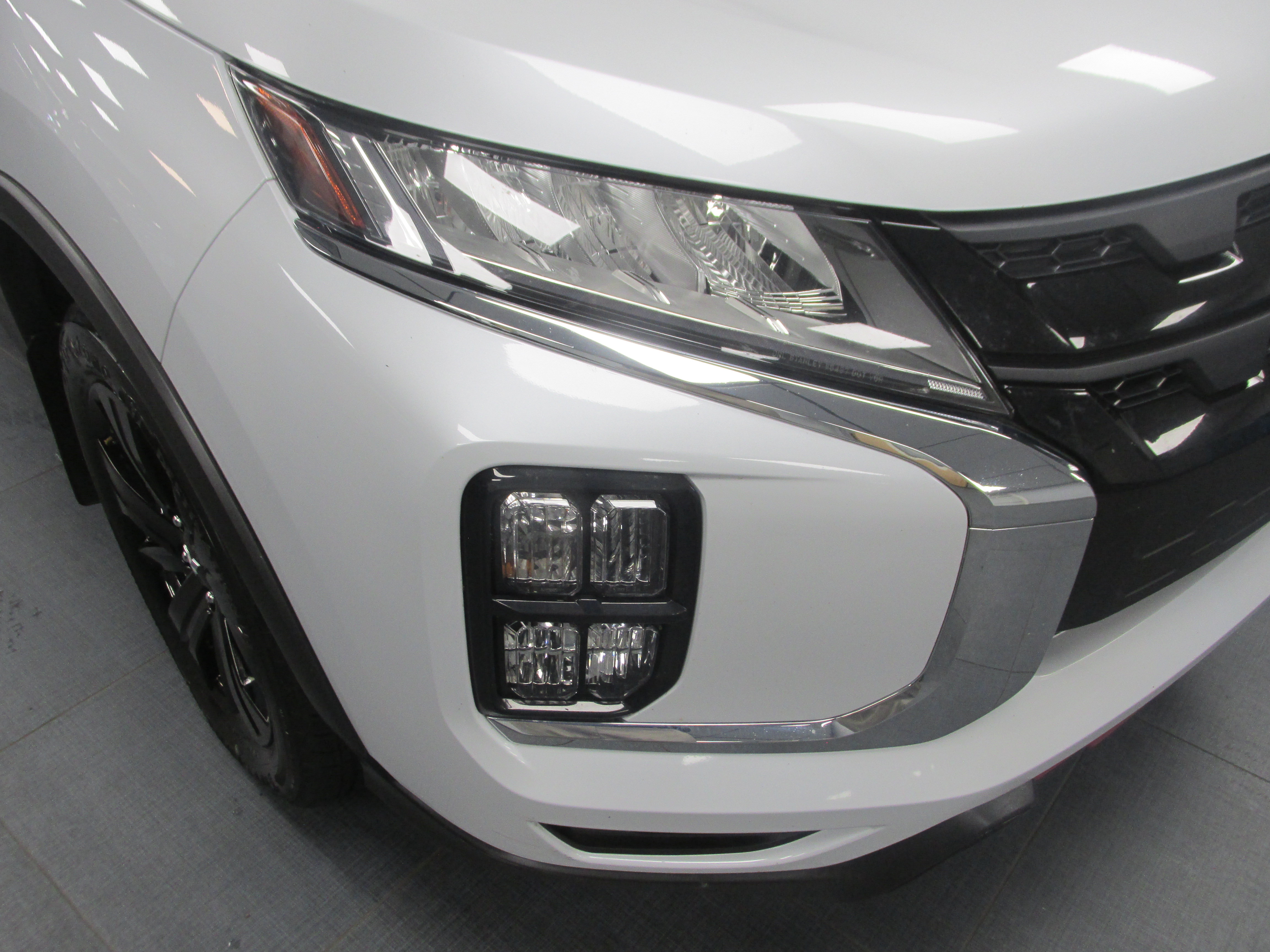 Used 2024 Mitsubishi Outlander Sport Ralliart AWD/4WD image 11