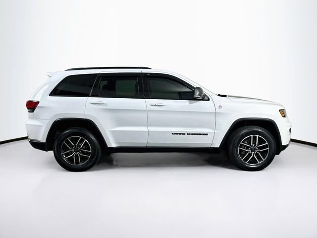 Used 2020 Jeep Grand Cherokee Trailhawk w/ Trailhawk Luxury Group AWD/4WD image 10