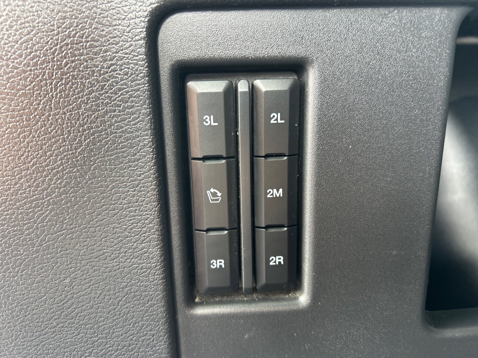 Certified 2022 Ford Expedition Limited AWD/4WD image 18