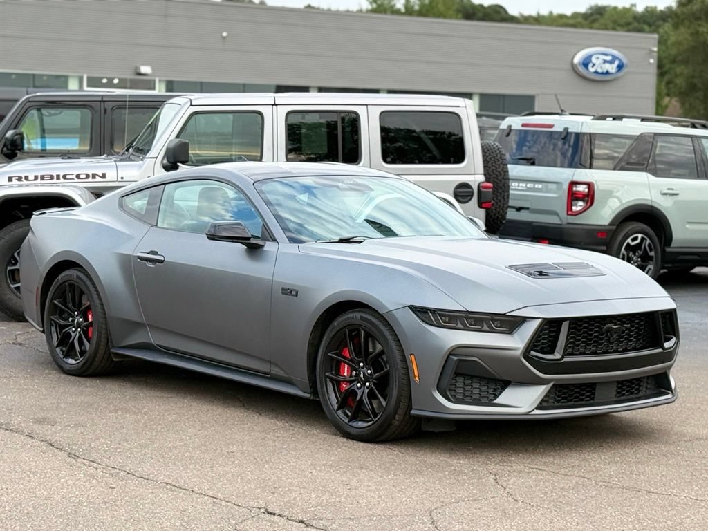Certified 2025 Ford Mustang GT Premium RWD image 31