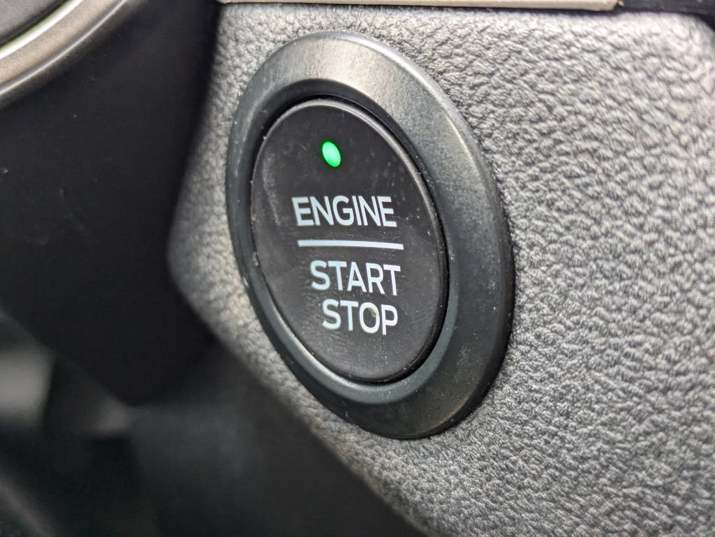 Certified 2020 Ford Escape SE FWD image 30