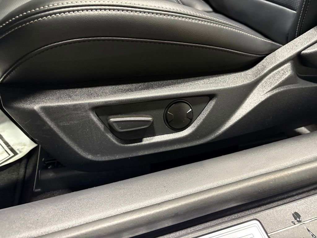 Certified 2025 Ford Mustang Premium RWD image 20